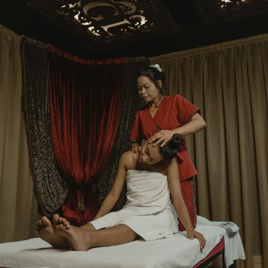 Khách thư giãn